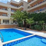 Estrella Hotel